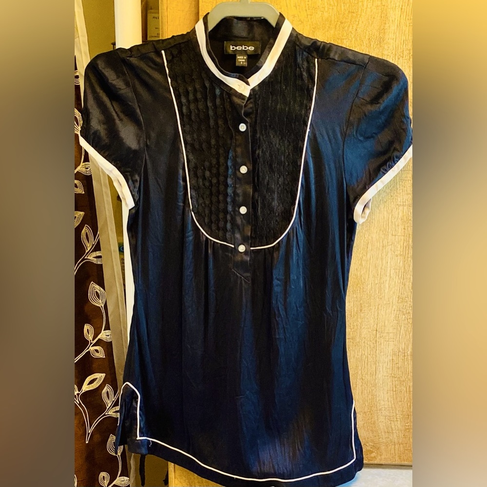 Bebe Real Silk Short Sleeve Button Up Tuxedo Shirt
